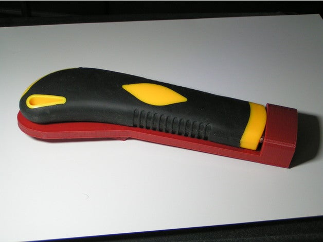 cutter magnetic holster tool holders & boxes abbrechklingen messerhalter 3D print model - Mito3D