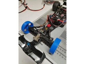f1 de l'installation des roues r c véhicules 3d print model - Mito3D