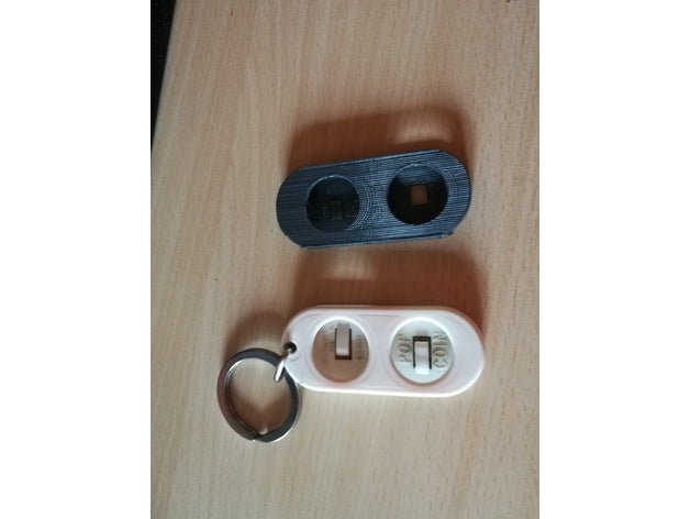 2x pound coin holder keychains 3D print model - Mito3D
