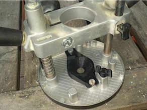 base do furo redução bosch roteador máquinas-ferramentas a margem de corte gabarito 3d print model - Mito3D