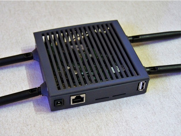 Fall routerboard 912uag-2hpnd 4 antena - Elektronik mikrotik 3D print model - Mito3D