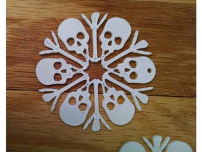 crânio do floco de neve decoração natal ornamento pirata ossos cruzados 3d print model - Mito3D