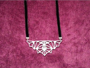 paramétrique collier de la mode accessoires l'accessoire batman le papillon bricolage bijoux des colliers rorschach didacticiel vectary portable 3d print model - Mito3D