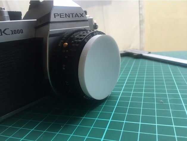 pentax k1000 50 mm tapa de la lente cámara 3D print model - Mito3D