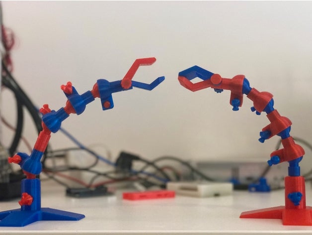 clarm - totalmente modular mano de ayuda portaherramientas y cajas la garra garras ayudando a las manos soldadura pie 3D print model - Mito3D