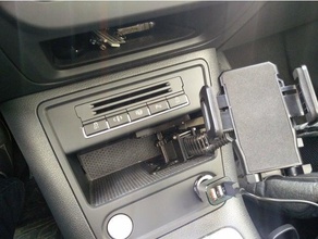 vw tiguan mobile phone mount without screw automotive volkswagen 3d print model - Mito3D