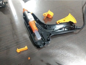 articulacion pistola pegamento pistolet à colle déclenchement de la charnière pièces 3d print model - Mito3D
