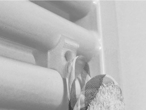 pipe heater hook bathroom 3d print model - Mito3D