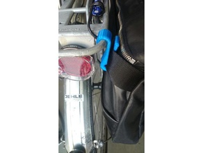 saco do portátil moto titular esporte & ao ar livre aeroporto o clip de suporte para montagem em bicicleta acessórios monte carrinho 3d print model - Mito3D