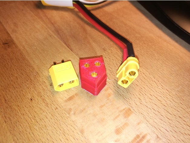 3 pinos usando xt do conector r c veículos 3D print model - Mito3D