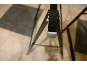 plug métal carrée profil ménage pied la fiche 3d print model - Mito3D