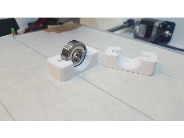 bearing block diameter 28mm x 8mm hole 10mm parts holder simple 3D print model - Mito3D