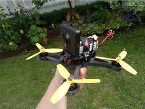 360 di montaggio videocamera openrc mini quad r c i veicoli azione actioncamera la fotocamera drone volare fpv il monte quadcopter 3d print model - Mito3D