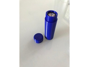maglite led xl50 de armazenamento do tubo recipientes 3d print model - Mito3D