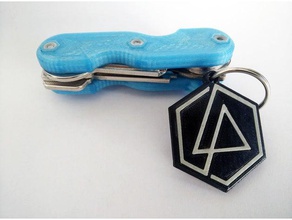 linkin park trousseau double couleur compatible de porte-clés chester bennington un clés hommage 3d print model - Mito3D