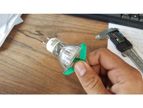 tool gu10 Lampe hand-Werkzeuge buld sockel halogen 3d print model - Mito3D