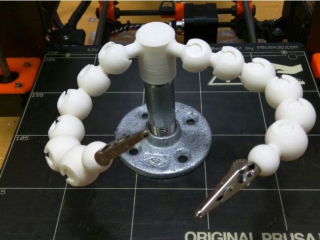 mãos que ajudam partes bola de soquete ajudando-as 3D print model - Mito3D
