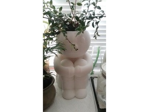 accovacciato pianta ragazzo a base di naomi chiba scultura arredamento boi bonzai la 3d print model - Mito3D