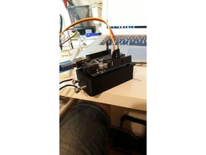 arduino uno 18650 battery box l'elettronica batteria contenitore di caso monte 3d print model - Mito3D