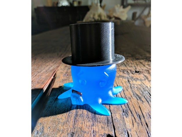 cute sdcard holder octopus top hat 3D print model - Mito3D