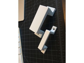 amazonbasics 6 tomacorrientes de la pared montaje La impresión en 3d organizador cables cable clip el monte regleta alimentación 3d print model - Mito3D