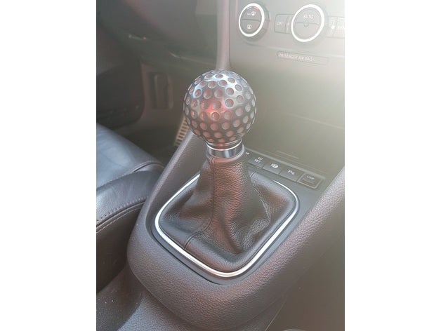 pallina da golf pomello del cambio versione 2 automotive ingranaggio il gti manopola mk5 mk6 volkswagen vw 3D print model - Mito3D