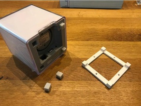 ismartalarm cubo invisible en la pared los gadgets 3d print model - Mito3D