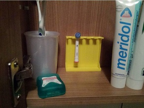 5 diş fırçası tutucu 4x yerden tasarruf zahnb rstenhalter elektrisch-fach platzsparend banyo oral b zahnbrste 3d print model - Mito3D