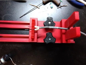 soldadura de cableado la plantilla conjunto herramientas mano soporte cable el eléctrico ayuda herramienta terminación abrazadera 3d print model - Mito3D