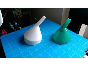 Petroleum-Lampe mit Trichter Kerosin 3d print model - Mito3D