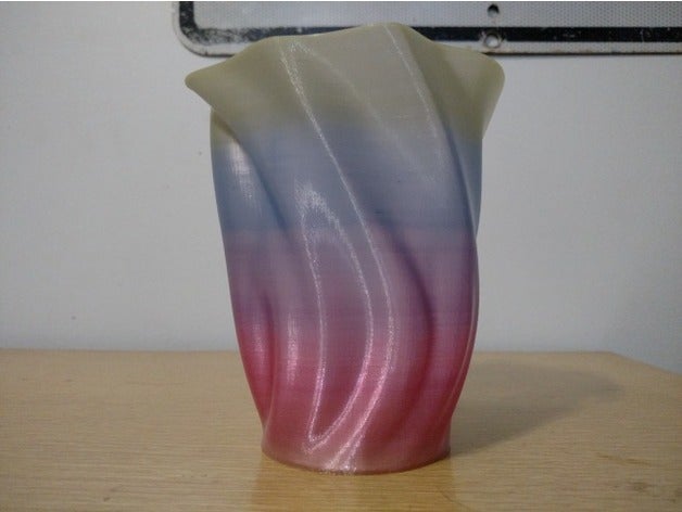 twister vaso decoração espiral modo mais torcida do 3D print model - Mito3D