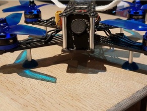 pequeno drone almofadas de desembarque r c veículos arduino trem pouso 3d print model - Mito3D