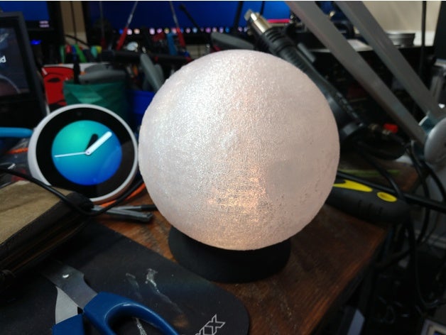 la luna de lámpara - alexa controlada partículas fotones La impresión en 3d 3D print model - Mito3D