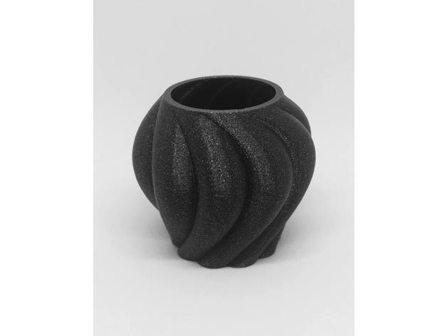 twist vase décor 3D print model - Mito3D