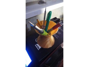 stand di matite, penne, pennarelli 3d print model - Mito3D