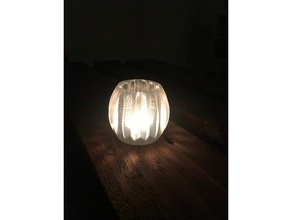 lisa tealight titular do agregado familiar vela suporte de lanterna luz 3d print model - Mito3D