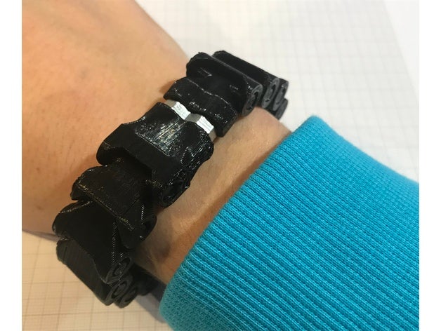 magnética pulsera de la correa v8 las pulseras banda cadena llavero el imán magnético makerbelt reloj 3D print model - Mito3D