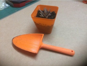 small trowel outdoor & garden digger indoor farming gardening plant planter pot shovel spade 3d print model - Mito3D