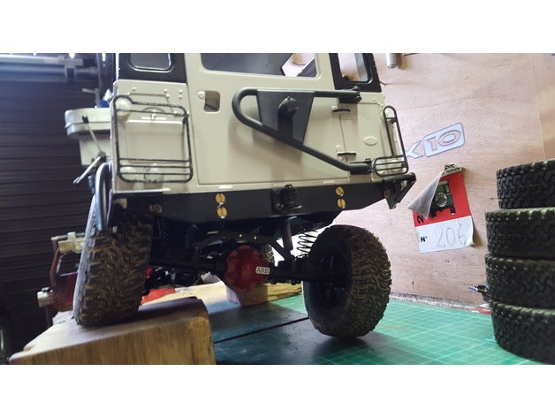 d90 rear light protections r c vehicles 1 10 axial defender landrover land rover rc4wd scx10 tamiya vaterra 3D print model - Mito3D