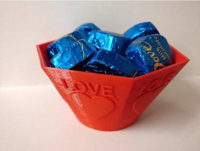 valentine Herz Liebe Schüssel Container candy bowl dish Geschenk siebeneck nsfw valentines 3d print model - Mito3D