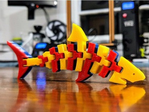 articulado del tiburón de dos colores impresión doble extrusión juguetes mecánicos animal articulados la articulación extrusor el 3d print model - Mito3D