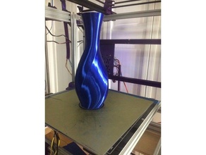 hafifçe bükülmüş, uzun boylu vazo dekor spiral modu 3d print model - Mito3D