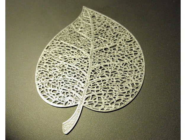 leaf Skelett Skulpturen Blatt openscad voronoi 3D print model - Mito3D