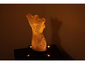el torso de la lámpara - base femal cuerpo luz las esculturas 3d print model - Mito3D