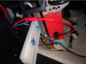 toyota yaris luna tapa de fusibles modded con instalación eléctrica permanente la cubierta automoción coche dashcam caja 3d print model - Mito3D