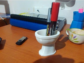 ironique porte plume la salle de bains tourbière bureau ordinateur drôle porte-plume sourire 3d print model - Mito3D