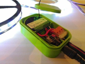 fibaro rgbw boitier avec alimentation diy case domotique 3d print model - Mito3D