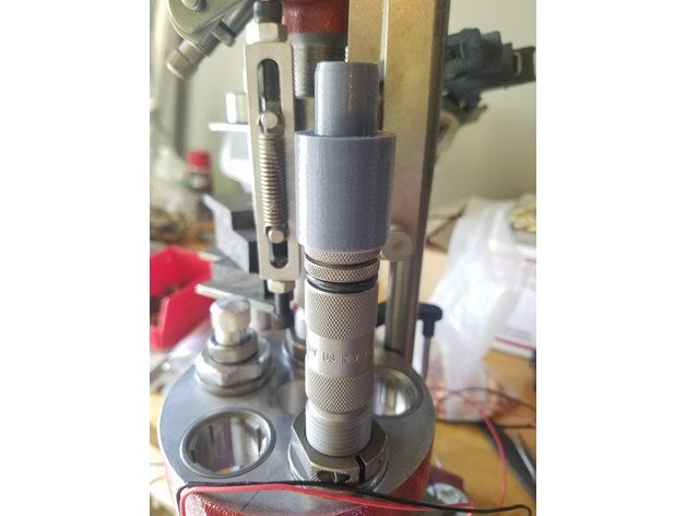 380 9mm hornady bullet feeder die adapter parts lnl 3D print model - Mito3D