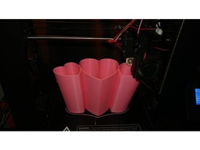 3 kalp vazo ev çiçek saksısı Anneler Günü hediyesi 3d print model - Mito3D