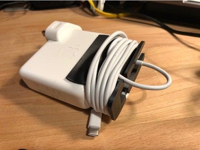 apple macbook pro 2016+ usb-c charger cable tidy computer usb c 3d print model - Mito3D